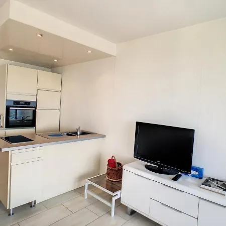 Trident Sea View 104 شقة